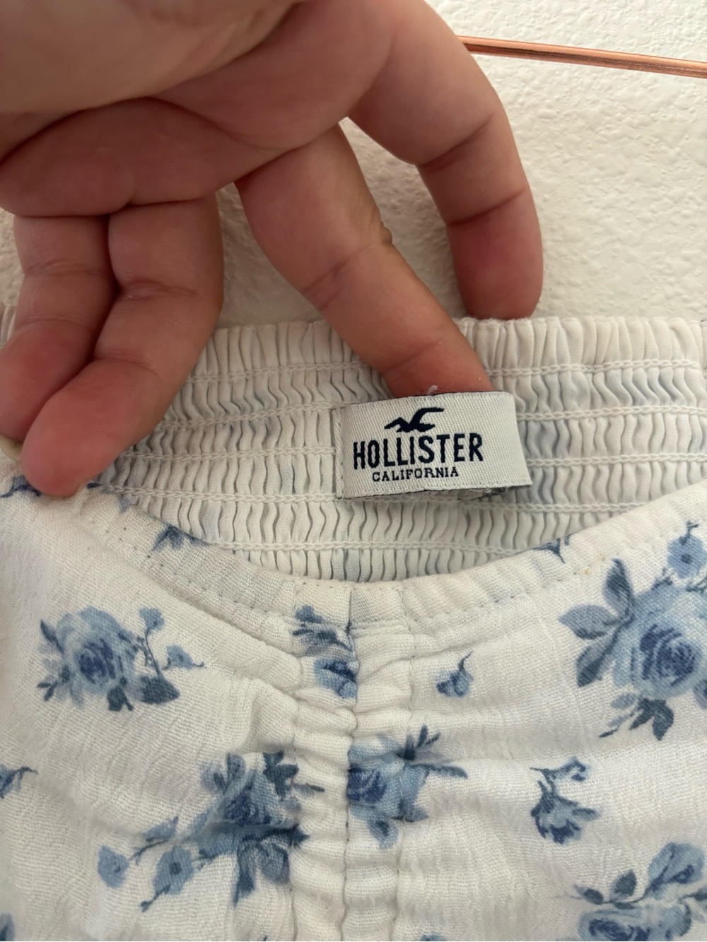 Hollister Floral Blouse Top - Picture 4 of 6